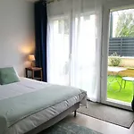 Apart Otel Studio A La Villa Voltaire Clamart