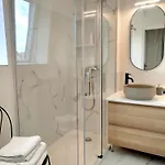 Apart Otel Studio A La Villa Voltaire Clamart