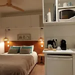 Studio A La Villa Voltaire