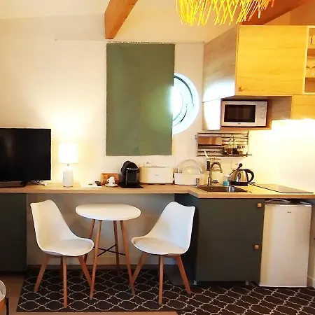 Studio A La Villa Voltaire Ξενοδοχείο με διαμερίσματα Clamart