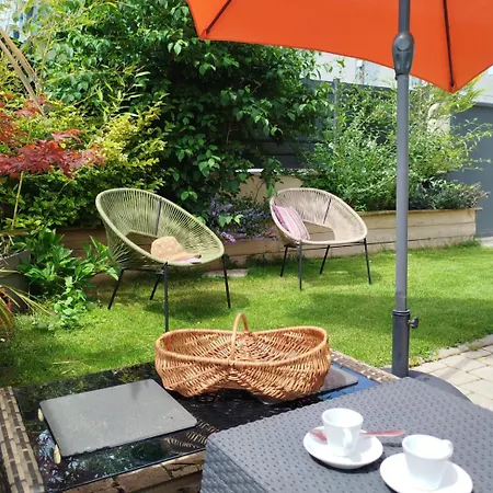 アパートホテル Voltaire 3*